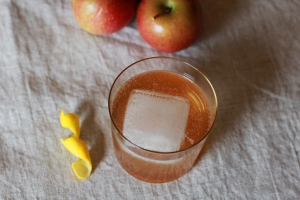 Samara’s Bourbon Cider Cocktail | The Poetry of Living